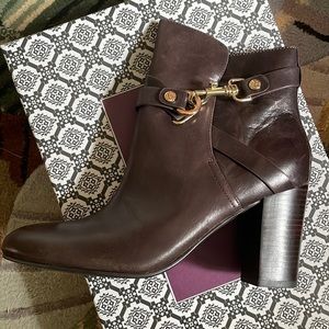 Isola Boot - NIB - 8 1/2 - Brown Leather